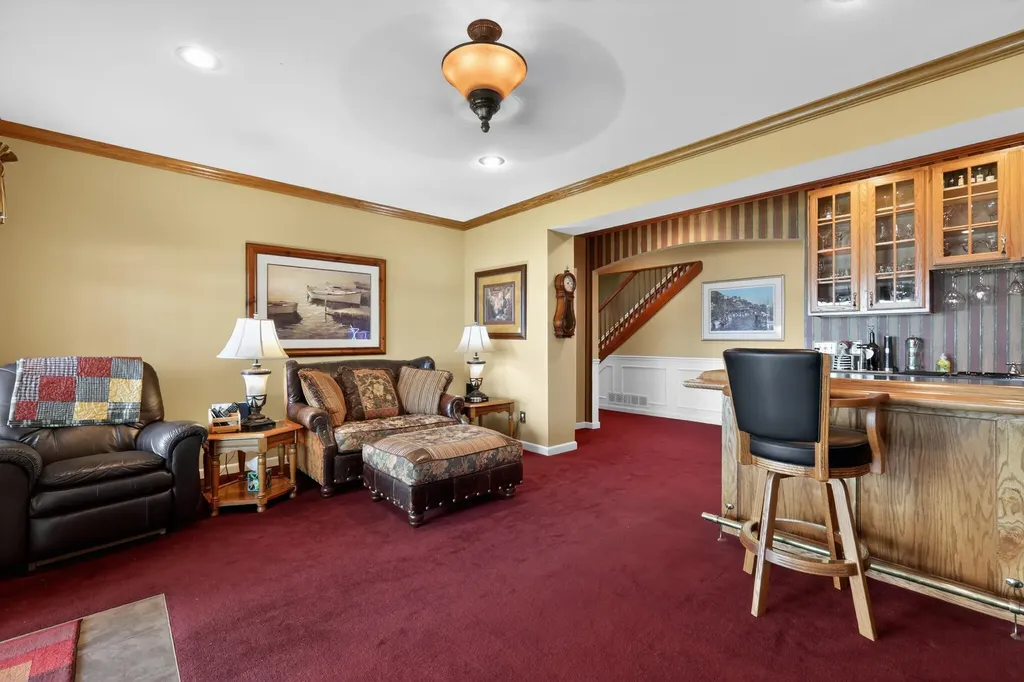 8495 O'dowling Drive Cambridge Township MI 49265