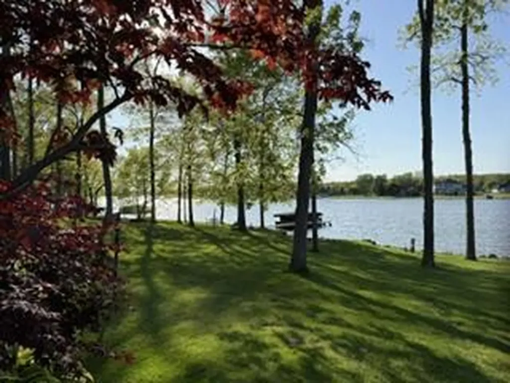 8495 O'dowling Drive Cambridge Township MI 49265