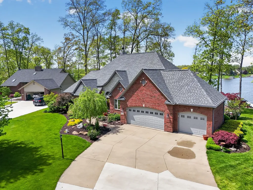 8495 O'dowling Drive Cambridge Township MI 49265