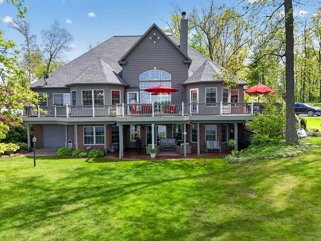 8495 O'dowling Drive Cambridge Township MI 49265