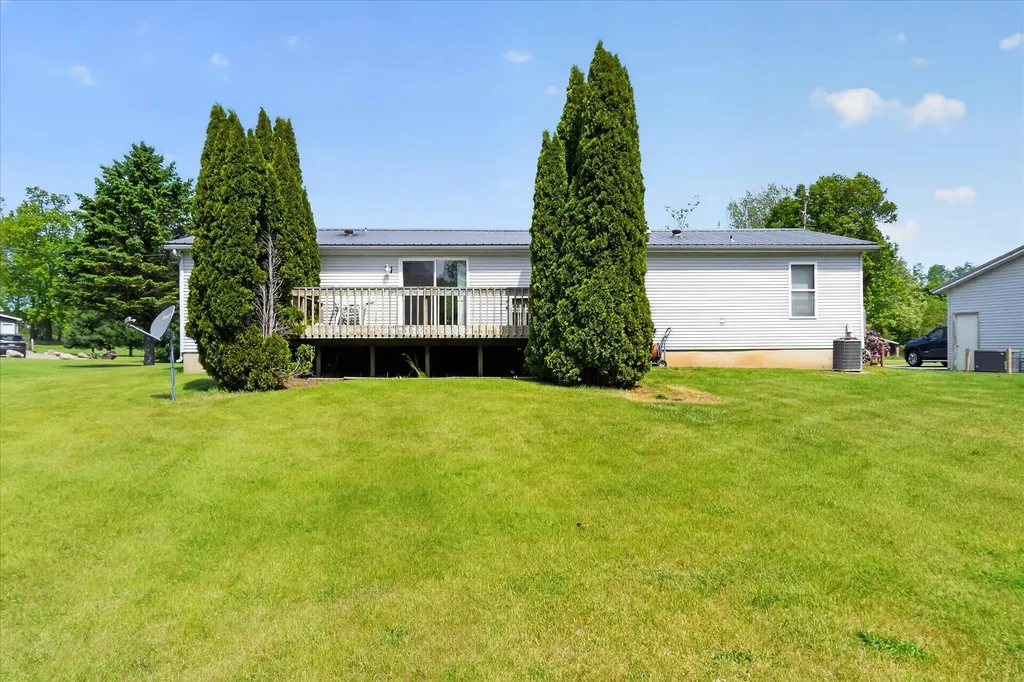 21172 29 1/2 Mile Road Clarence Township MI 49284