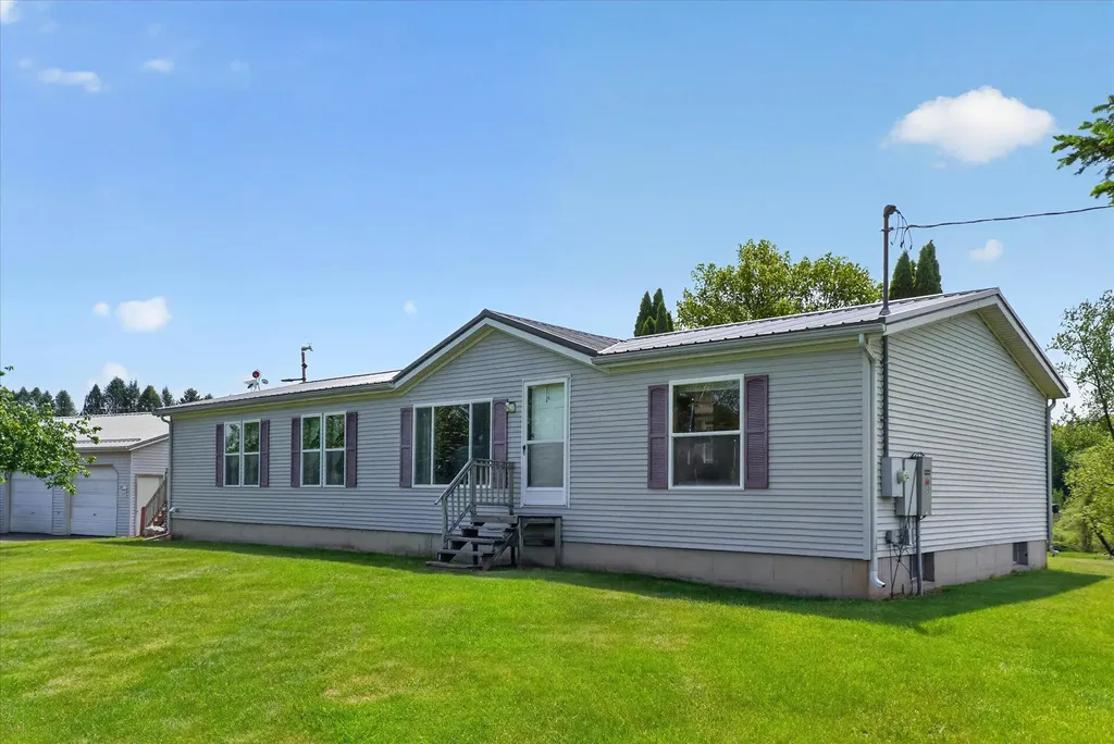 21172 29 1/2 Mile Road Clarence Township MI 49284