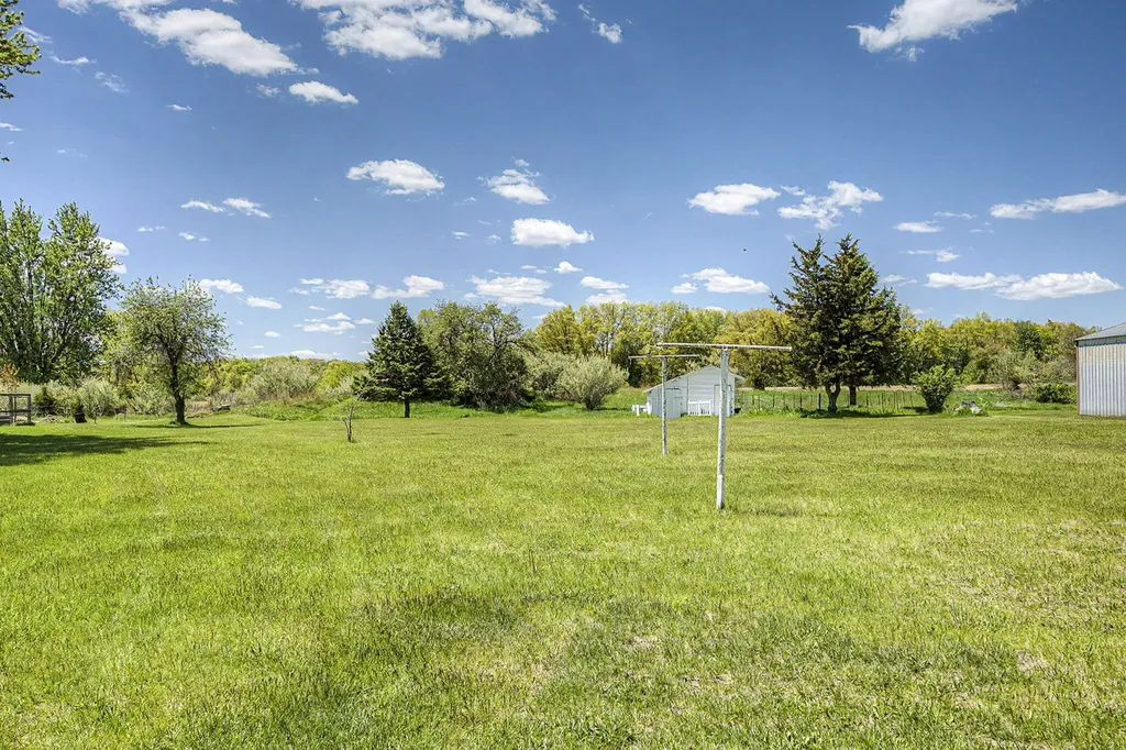 11641 17 Mile Road Fredonia Township MI 49068
