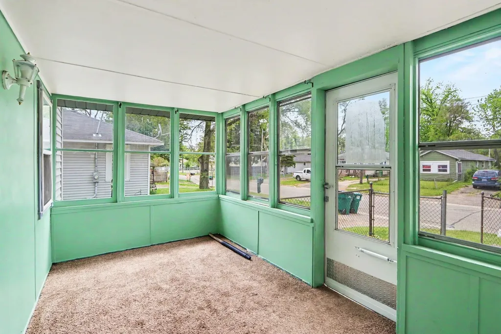30 Avenue B Springfield City MI 49037