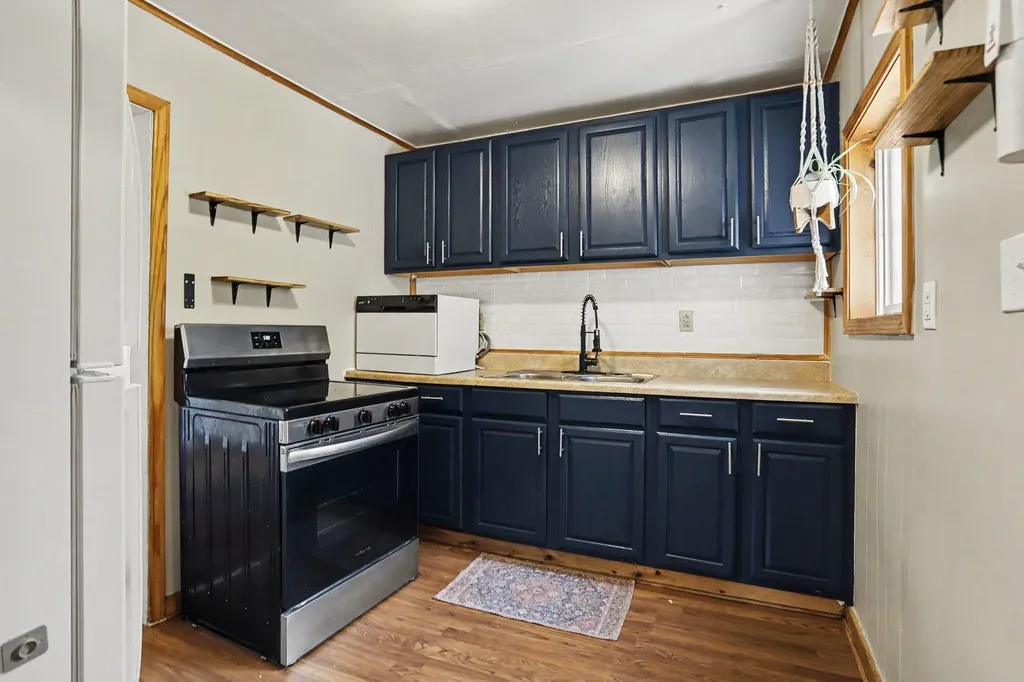 35 W Grand Circle Avenue Battle Creek City MI 49037