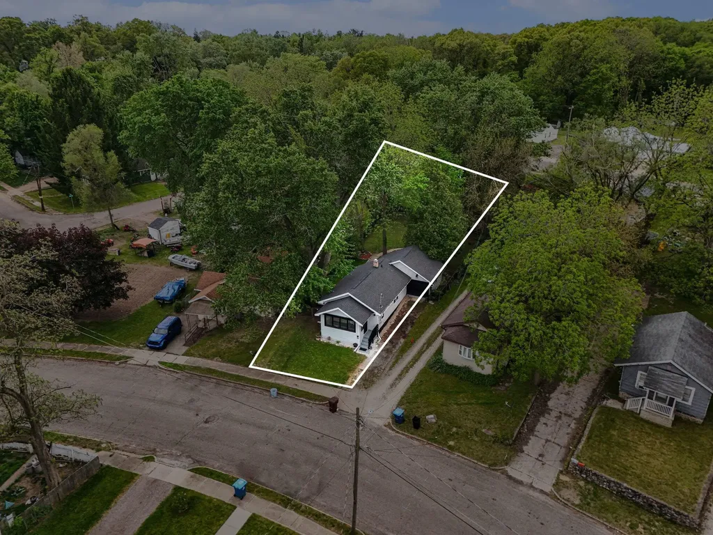 35 W Grand Circle Avenue Battle Creek City MI 49037