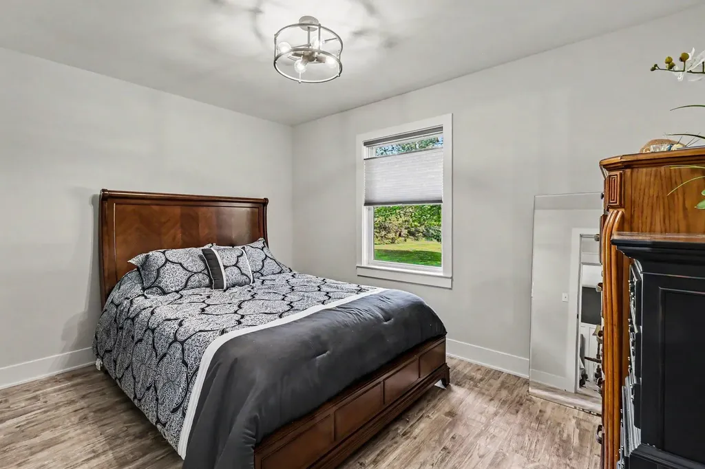 1691 N Michigan Road Eaton Rapids Township MI 48827