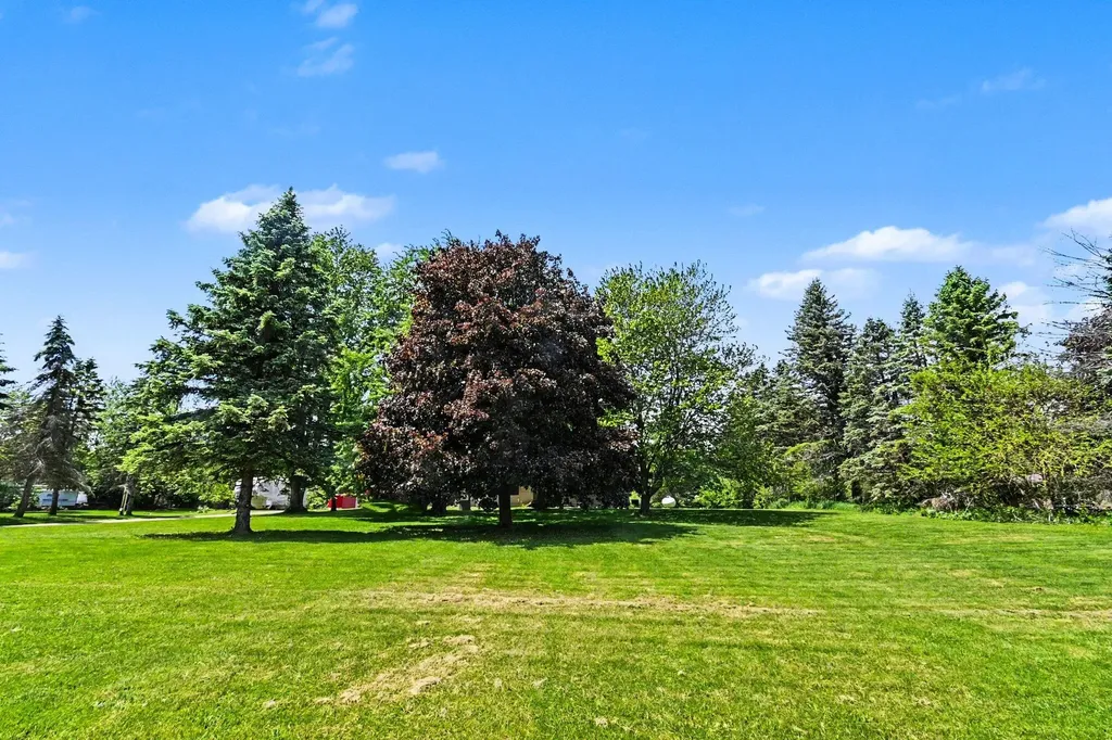 1691 N Michigan Road Eaton Rapids Township MI 48827