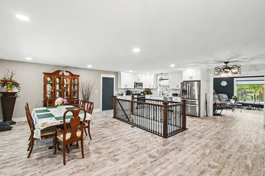 1691 N Michigan Road Eaton Rapids Township MI 48827