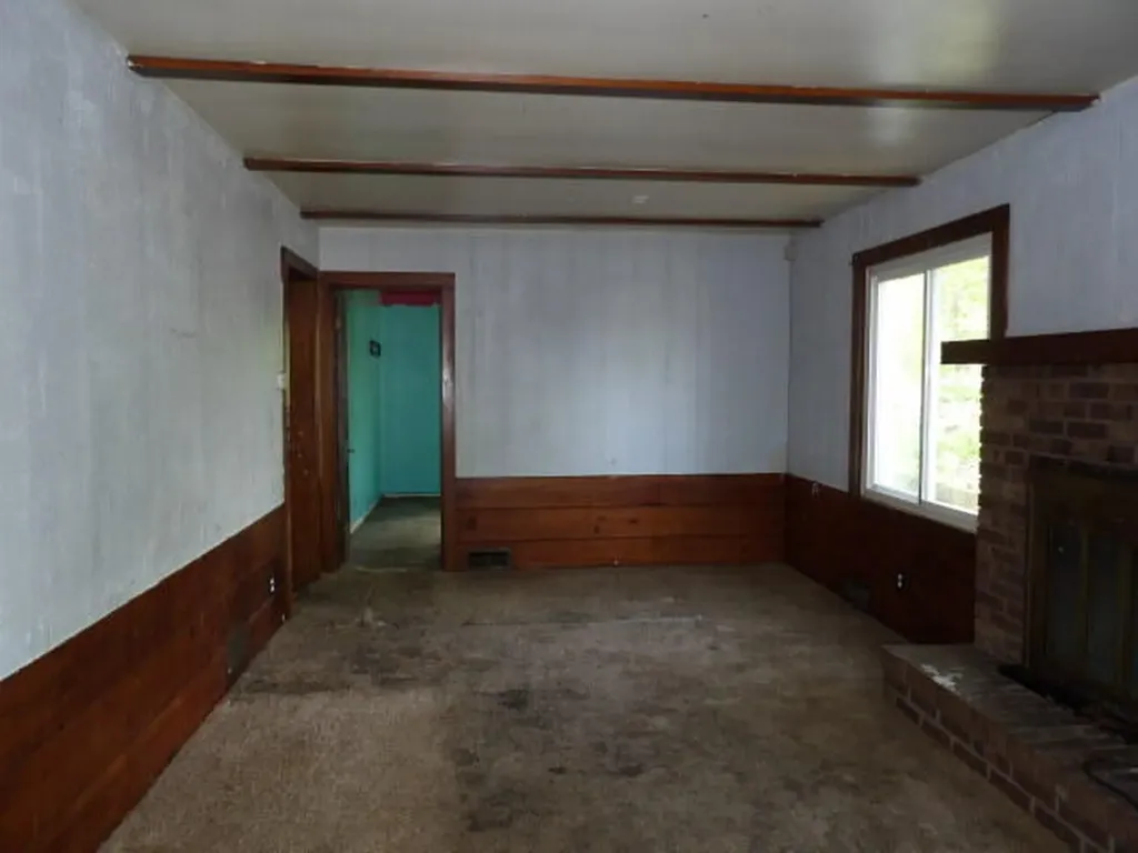 835 Woodland Beach Emmett Charter Township MI 49014