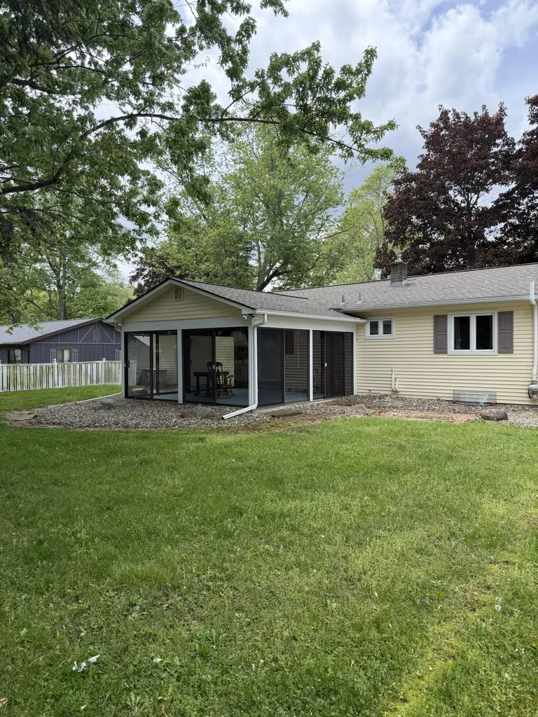 250 Lois Drive Battle Creek City MI 49015