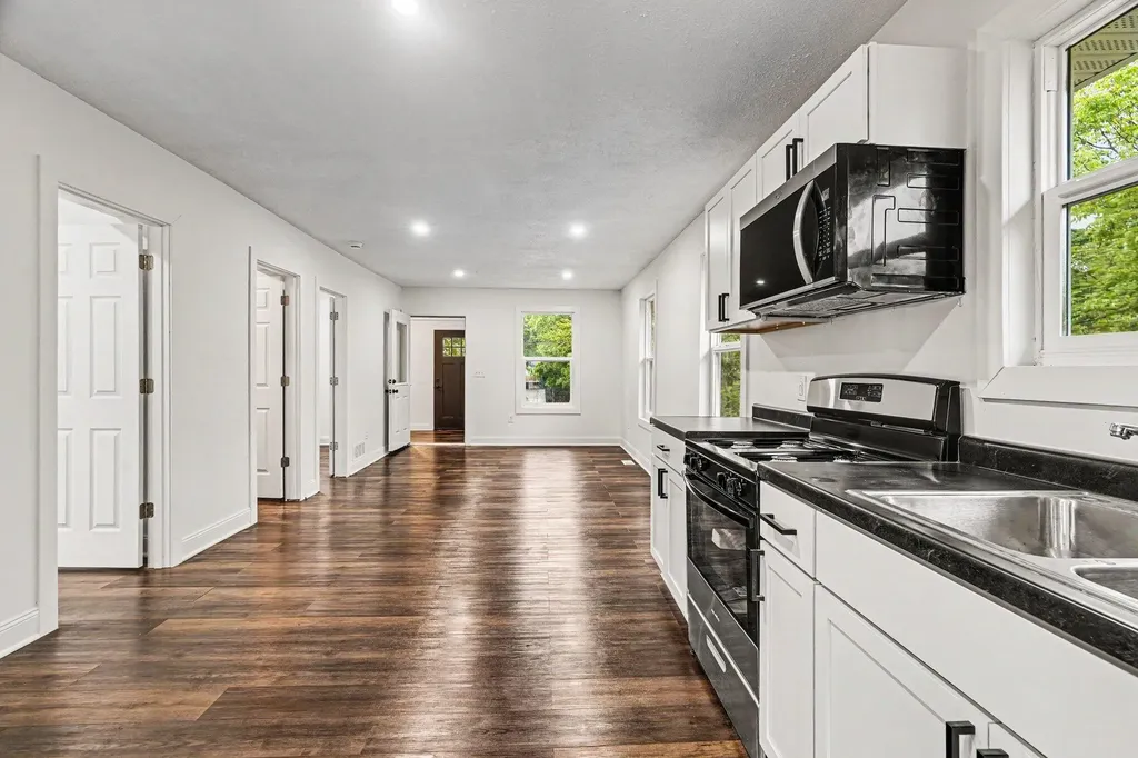 139 W Rittenhouse Avenue W Battle Creek City MI 49037