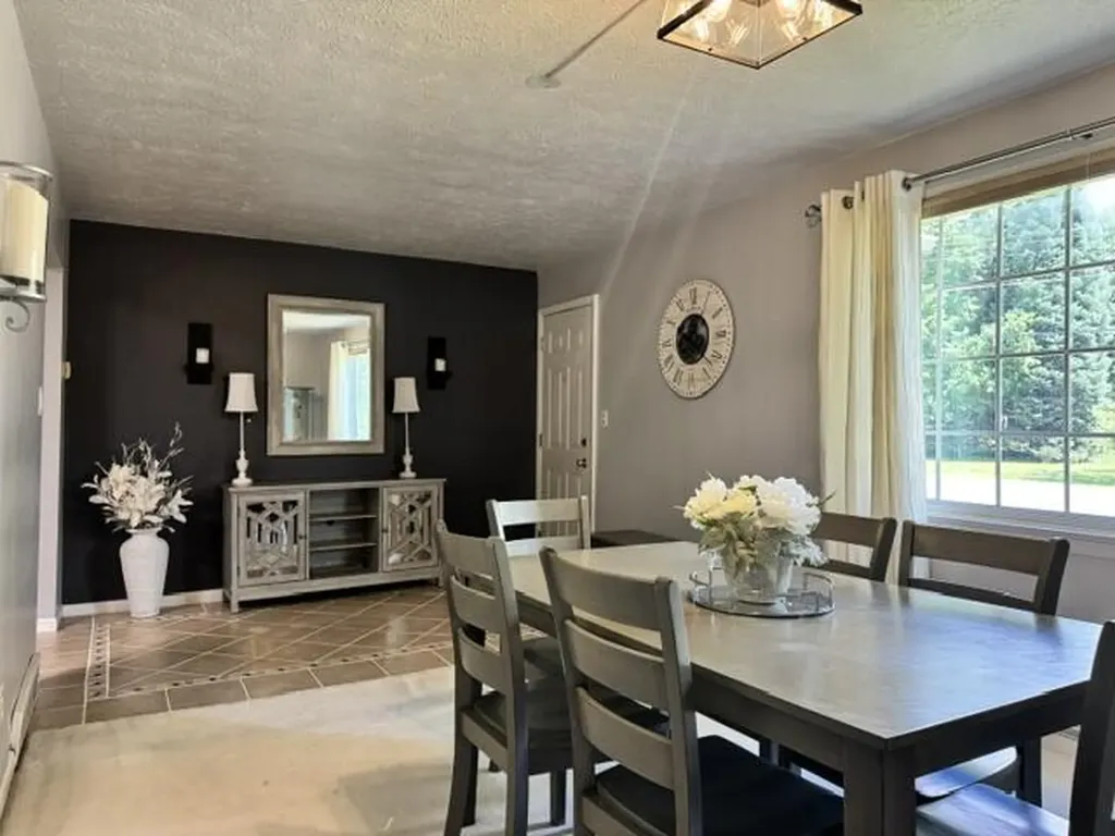 211 Strongwood Avenue Emmett Charter Township MI 49014