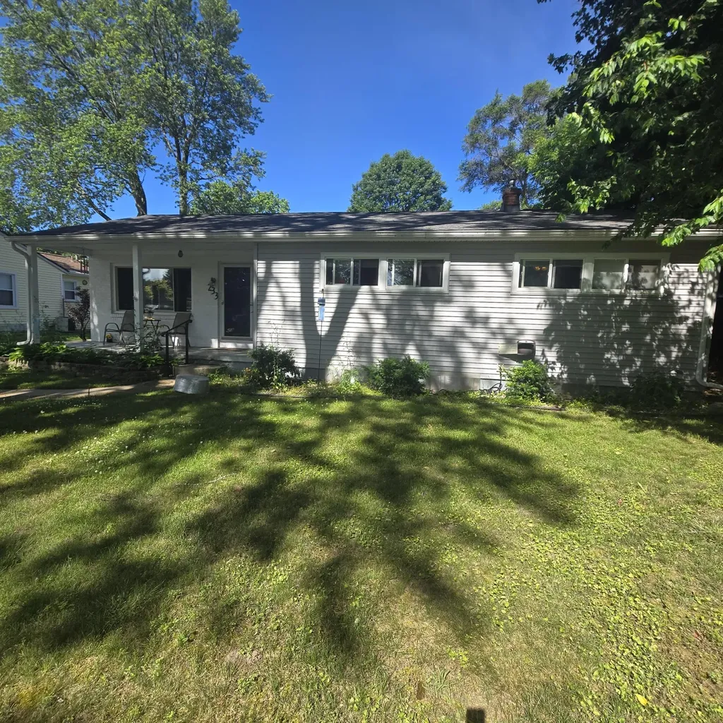 233 Clover Lane Battle Creek City MI 49015