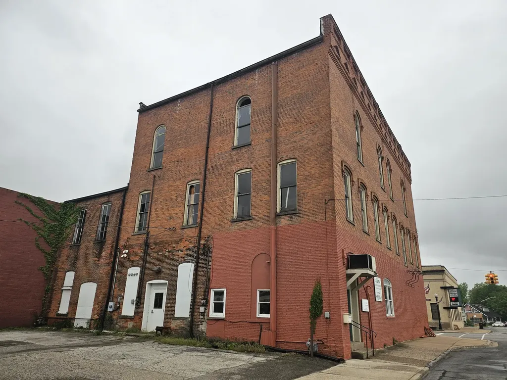 218 N Broadway Street Union City Village MI 49094
