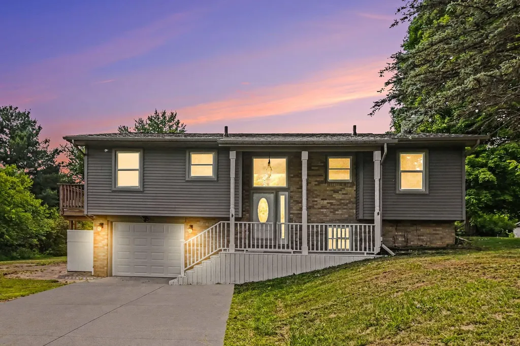 1077 Gidner Road Charlotte City MI 48813