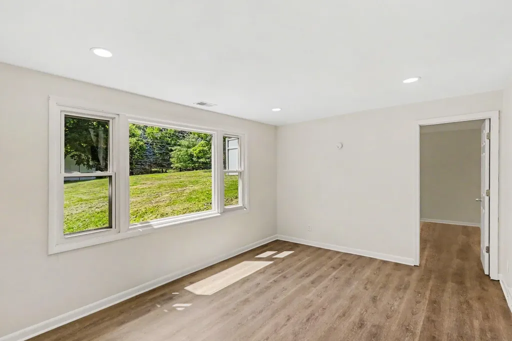 1077 Gidner Road Charlotte City MI 48813