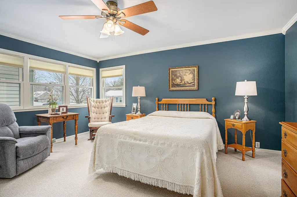 519 E Spruce Street Marshall City MI 49068