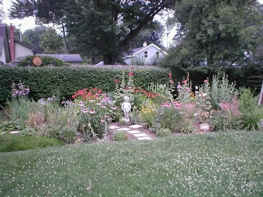 519 E Spruce Street Marshall City MI 49068