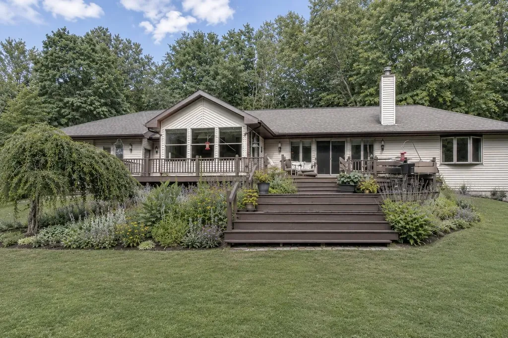 10660 D Drive S Newton Township MI 49033