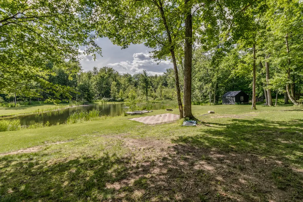 10660 D Drive S Newton Township MI 49033