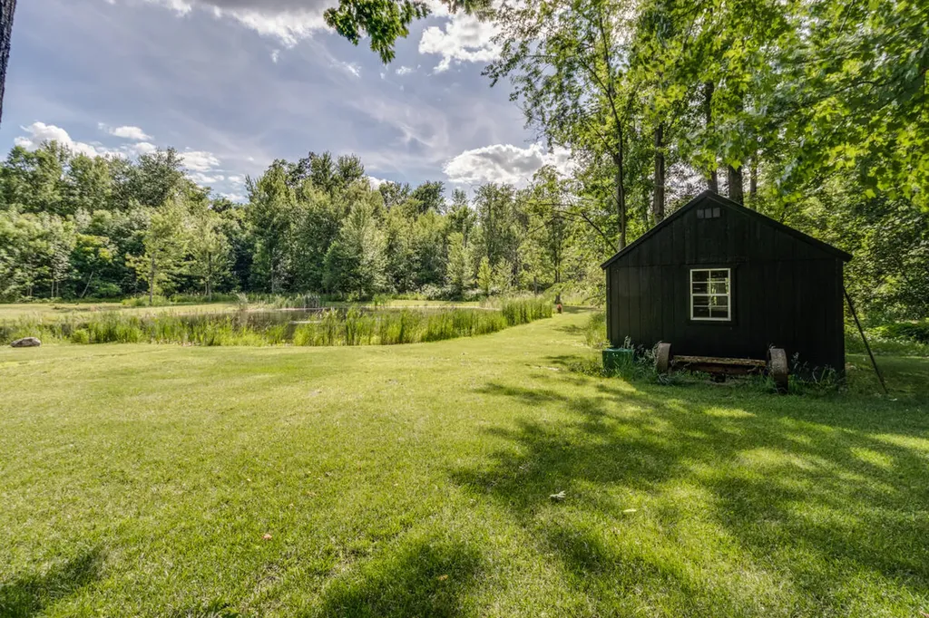 10660 D Drive S Newton Township MI 49033