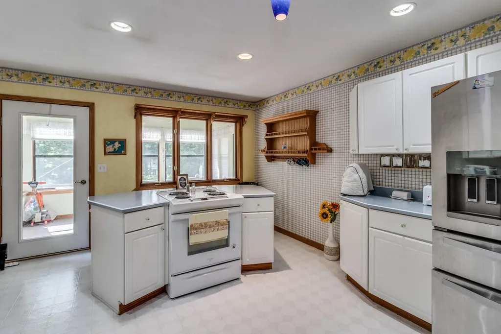 10660 D Drive S Newton Township MI 49033