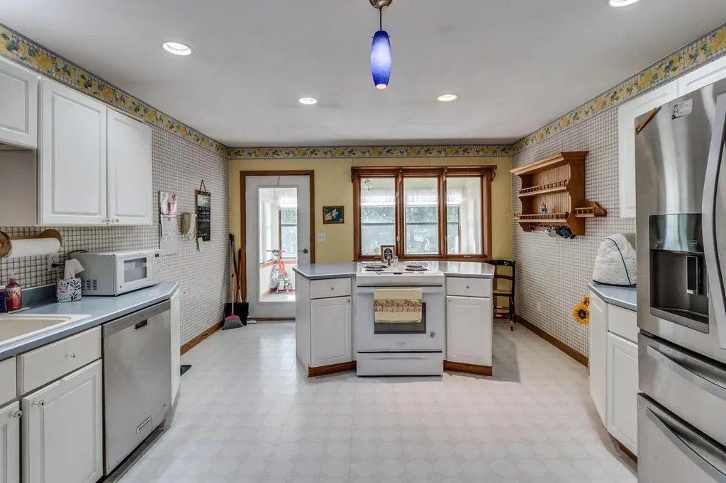 10660 D Drive S Newton Township MI 49033