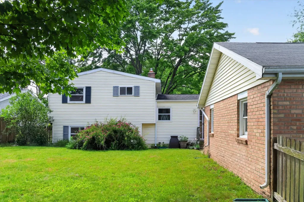 6305 Marlow Street Portage City MI 49024