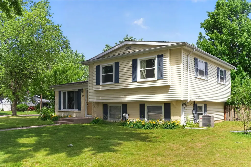 6305 Marlow Street Portage City MI 49024