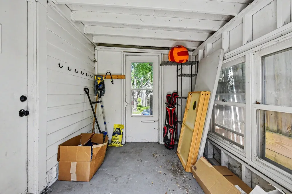 236 Dean Street NE Grand Rapids City MI 49505