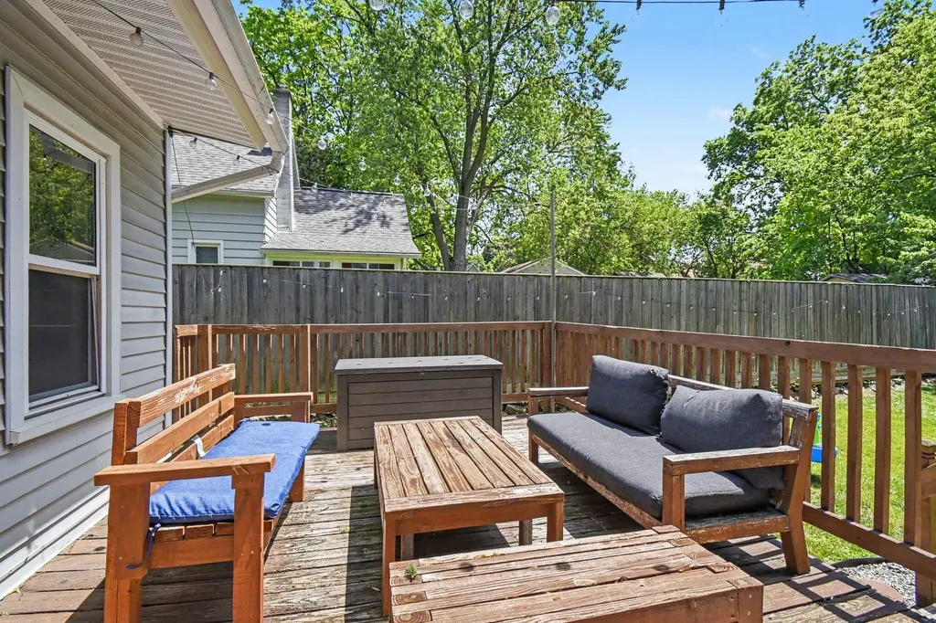 236 Dean Street NE Grand Rapids City MI 49505