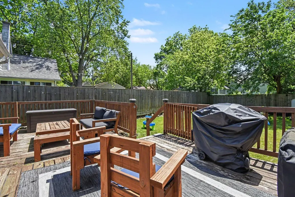 236 Dean Street NE Grand Rapids City MI 49505