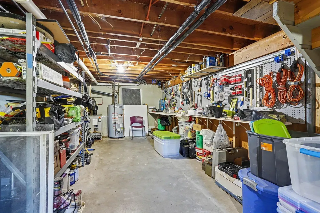 605 East Drive Marshall City MI 49068