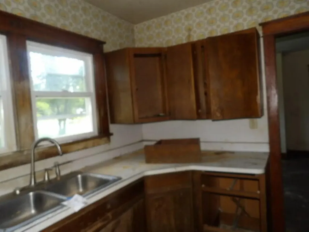 709 S Main Street Three Rivers City MI 49093