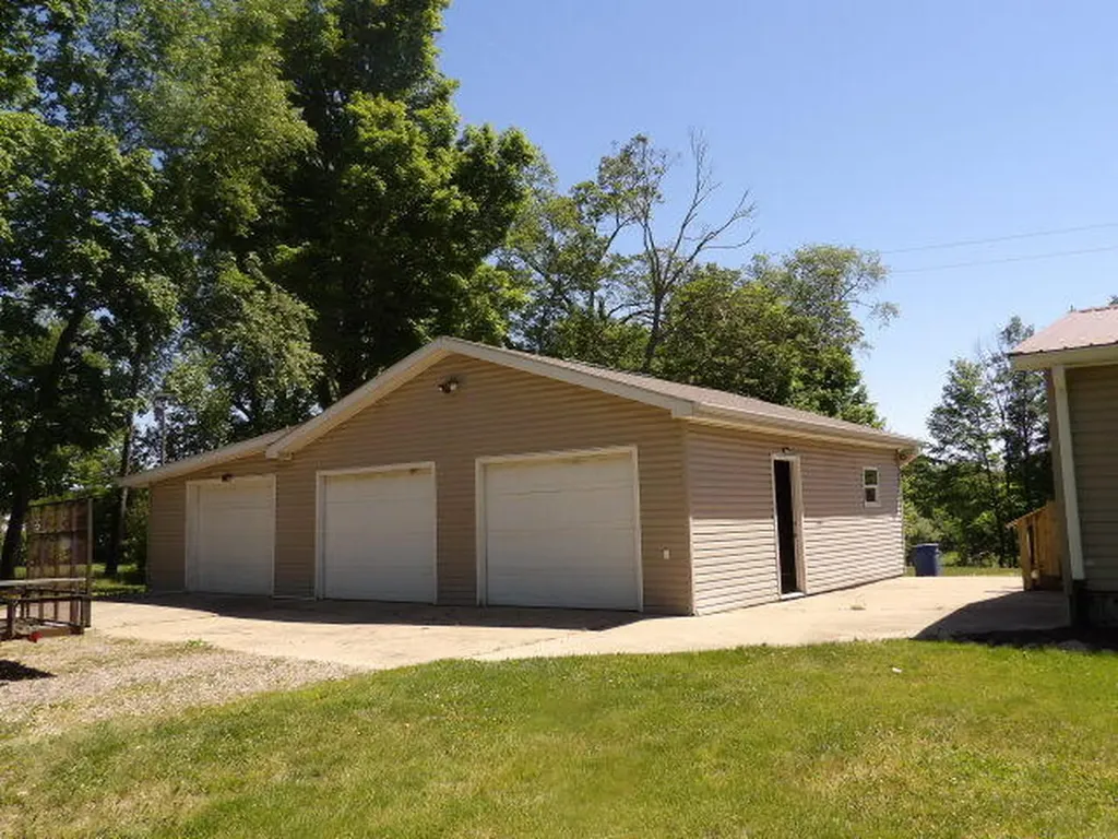 797 N Snow Prairie Road Union Township MI 49094