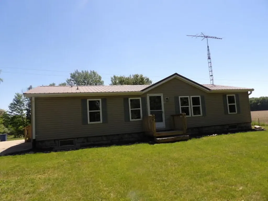 797 N Snow Prairie Road Union Township MI 49094
