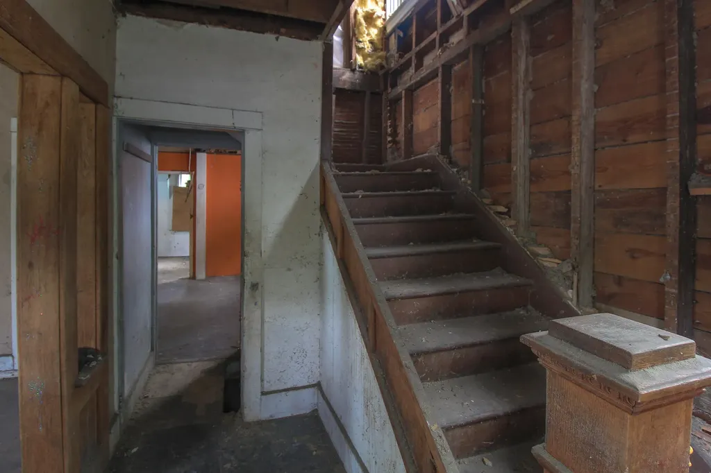 1412 E Alcott Street Kalamazoo City MI 49001