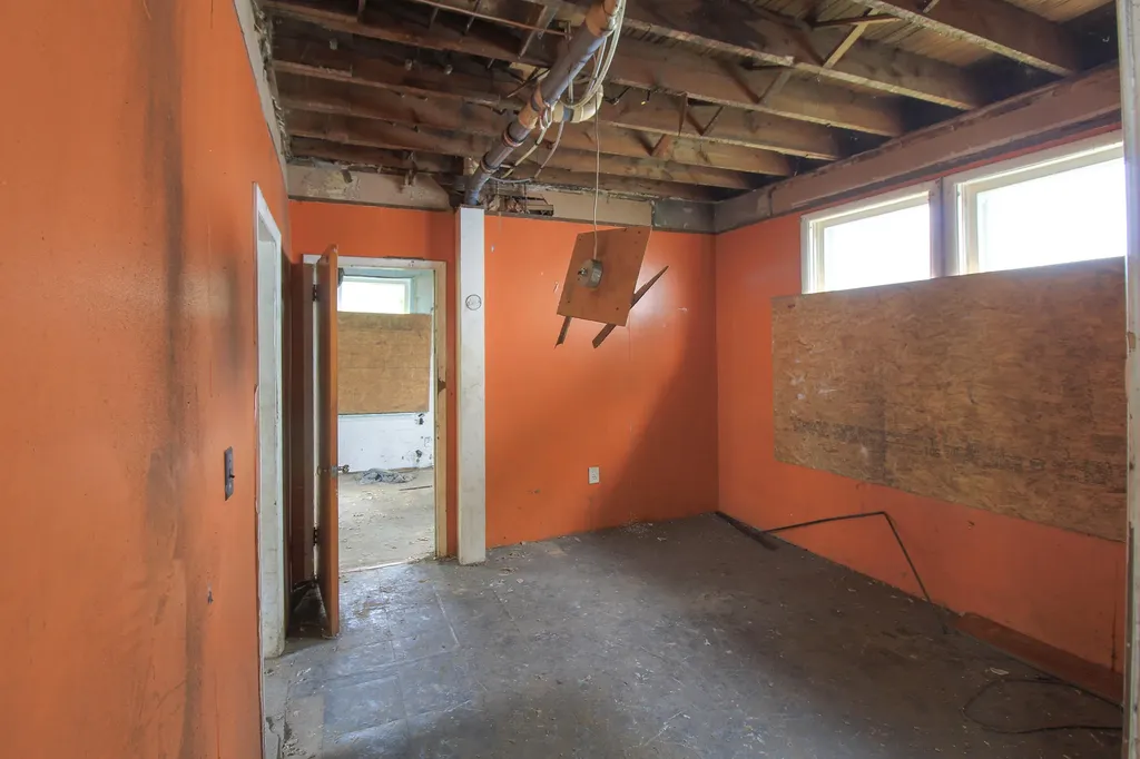 1412 E Alcott Street Kalamazoo City MI 49001