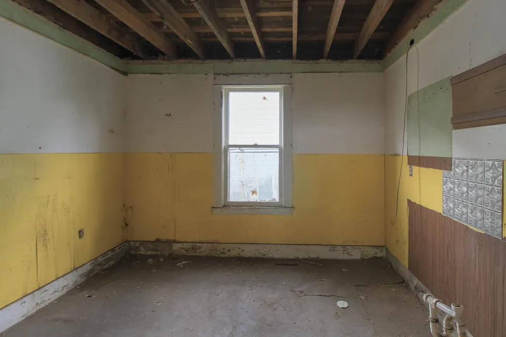 1412 E Alcott Street Kalamazoo City MI 49001