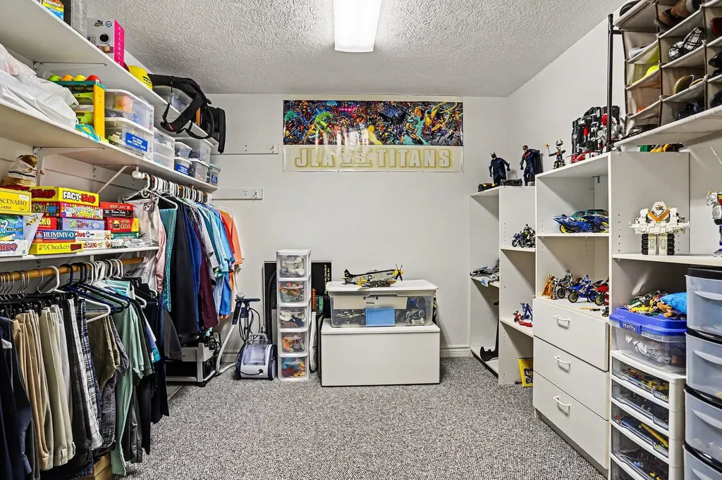 31 E Suttons Ridge Newton Township MI 49014