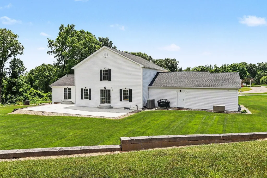 31 E Suttons Ridge Newton Township MI 49014