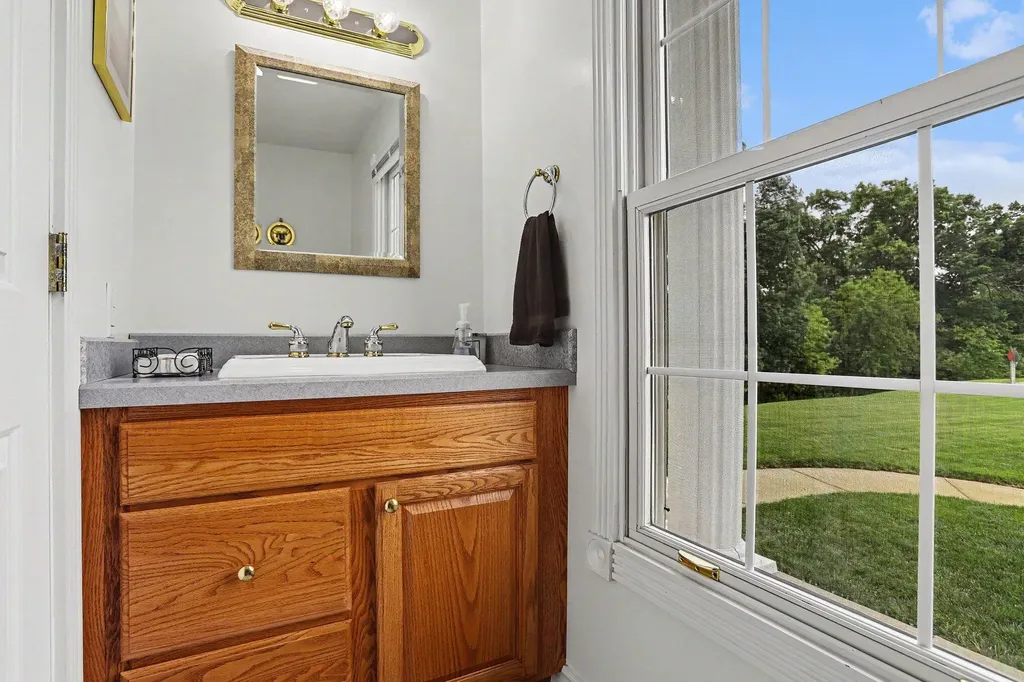 31 E Suttons Ridge Newton Township MI 49014
