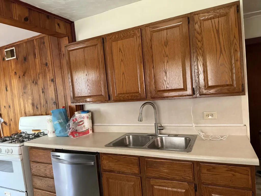 3406 W Shore Drive Johnstown Township MI 49017