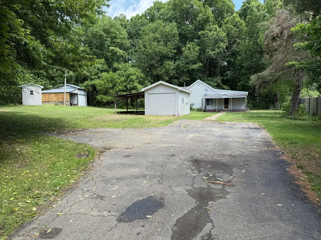 3406 W Shore Drive Johnstown Township MI 49017