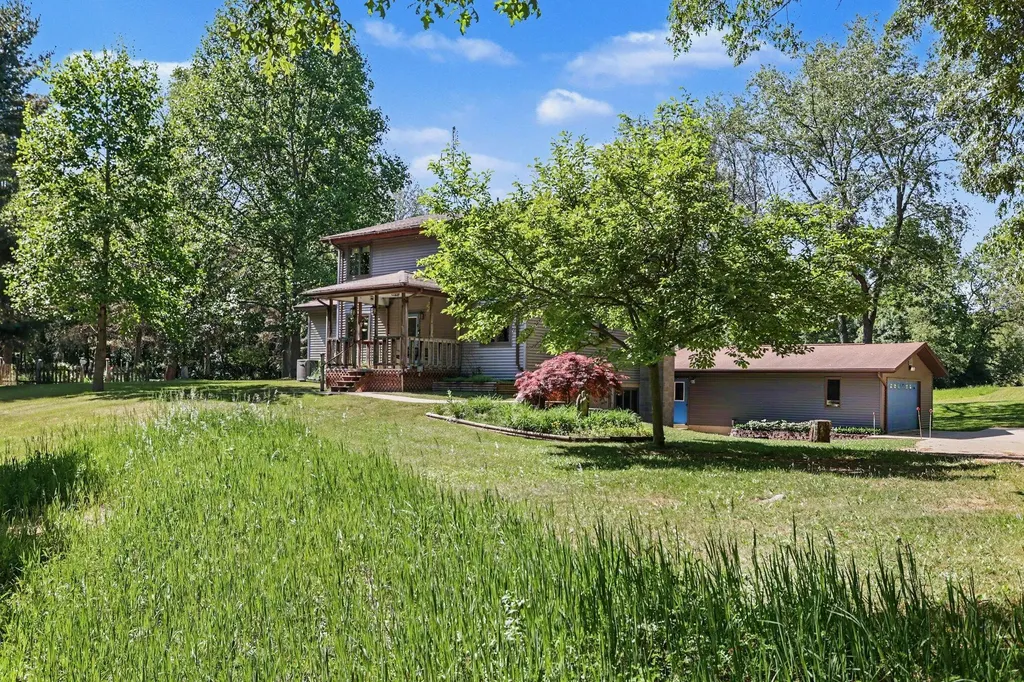 17081 20 Mile Road Marengo Township MI 49068