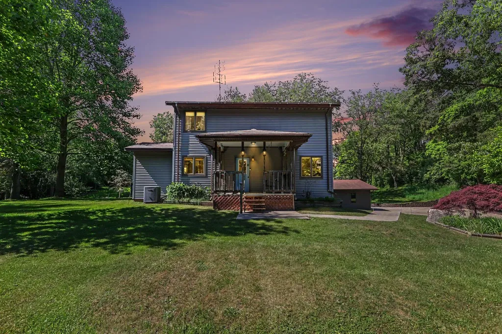 17081 20 Mile Road Marengo Township MI 49068