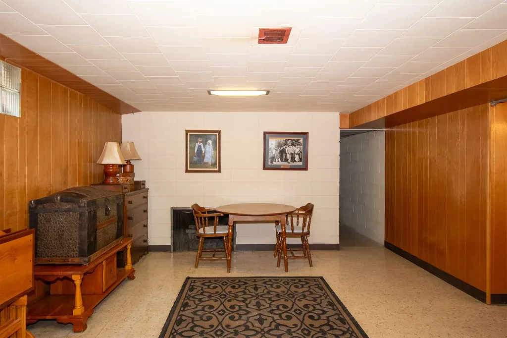 2849 Iowa Street Bedford Charter Township MI 49037