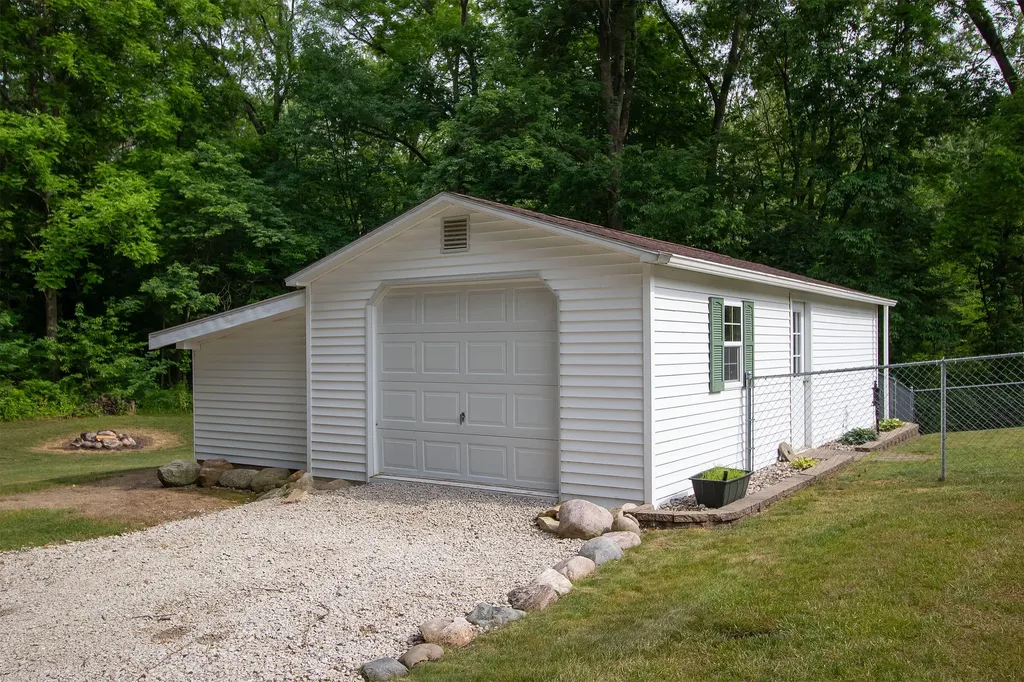 2849 Iowa Street Bedford Charter Township MI 49037