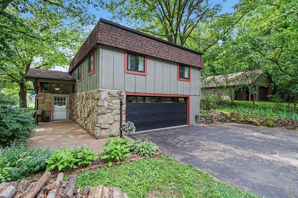 17529 G Drive N Marshall Township MI 49068
